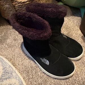 The North Face children’s Black and white Winter Boots size 12
